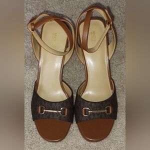 Michael Kors Carson Wedge Sandal Leather & PU, 10M. New Without Box.